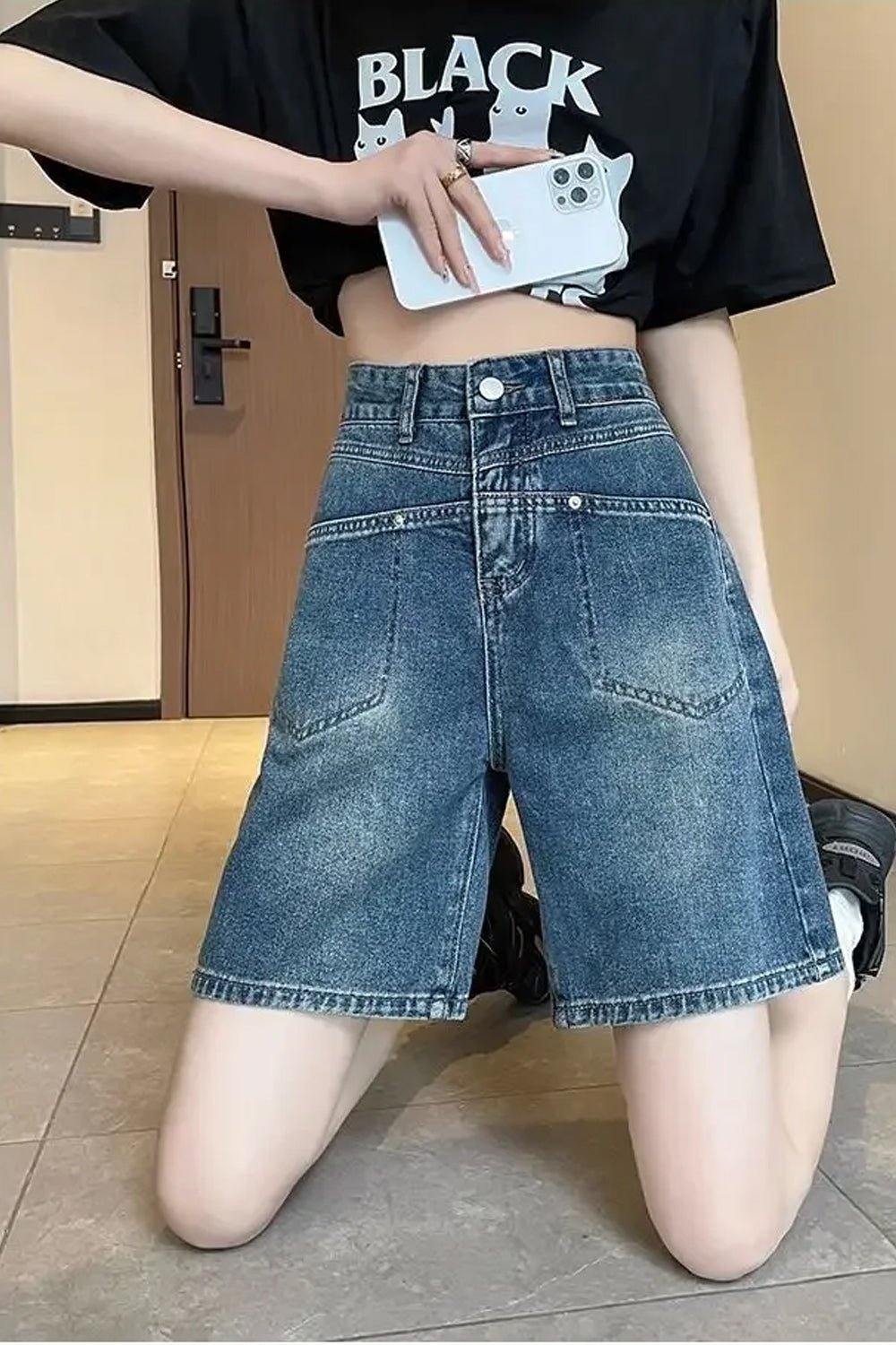 High Waist Double Pockets Style Denim Shorts