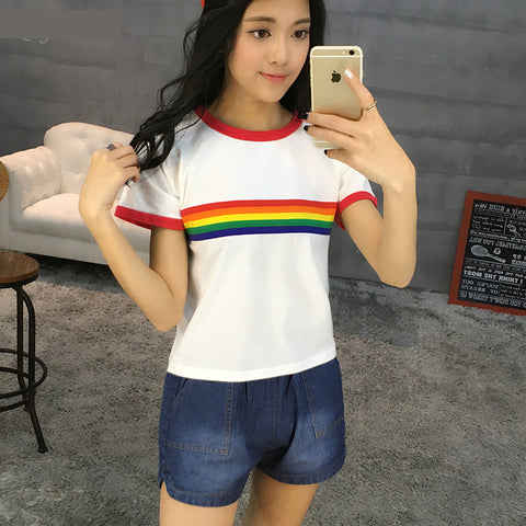 Ringershirt mit Regenbogenstreifen 