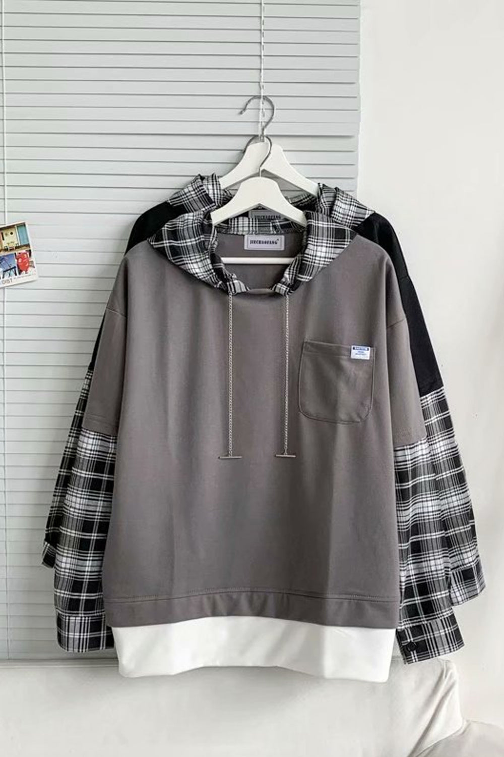 Fake Two Pieces Hooded Plaid Jacket