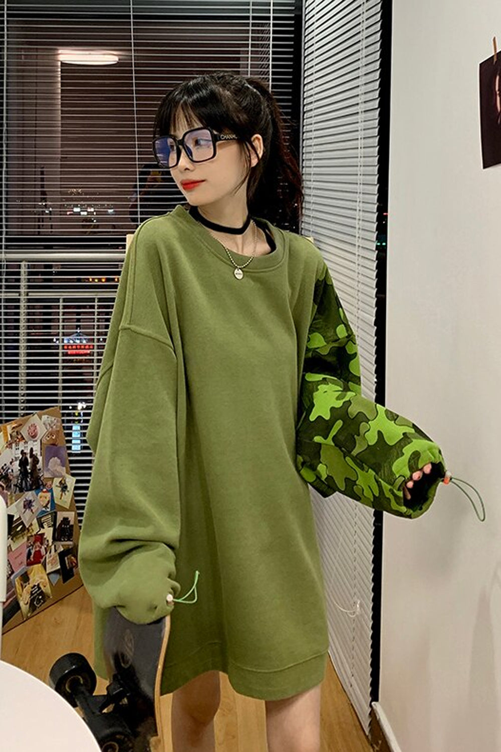 Loose Casual One Sleeve Camouflage Sweatshirt