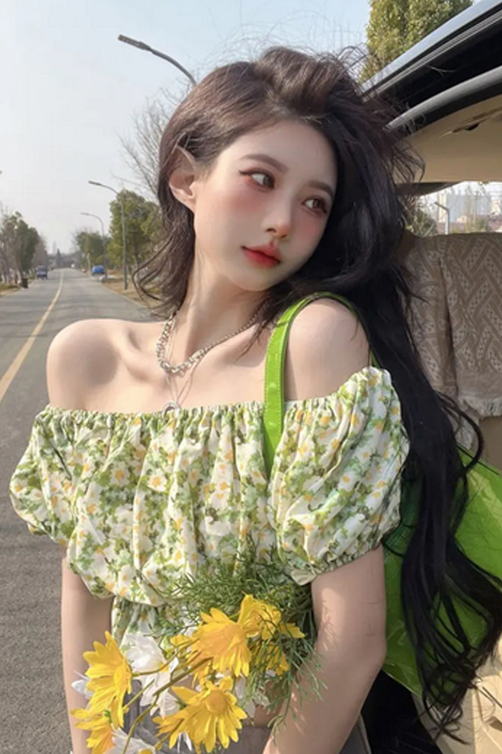 Off Shoulder Floral Pattern Strapless Slim Shirt