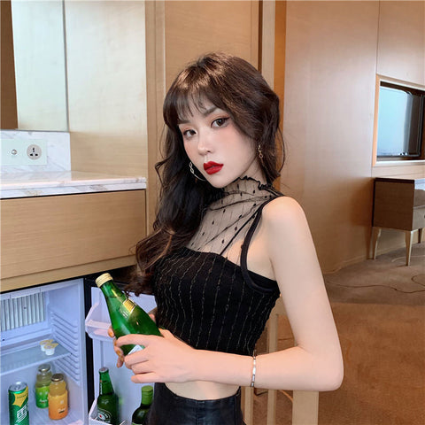 Top corto sexy con tirantes de encaje de malla