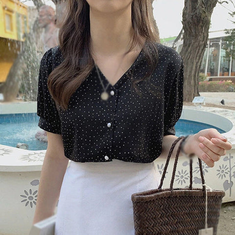 Loose Dot Printed Short Sleeve Shirt
