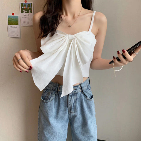 Rückenfreies Camisole-Crop-Top mit Schmetterlingsknoten und Fliege 