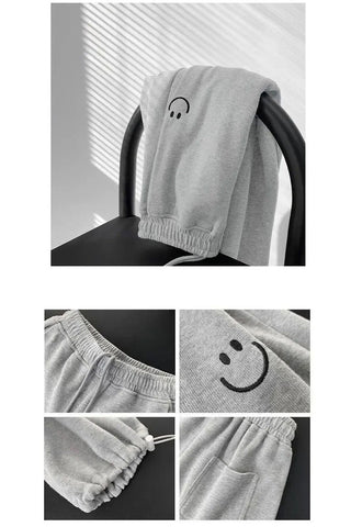 Jogginghose mit Smiley-Stickerei 