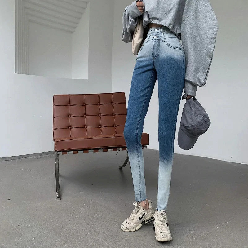 Skinny-Jeans mit Farbverlauf und hoher Taille