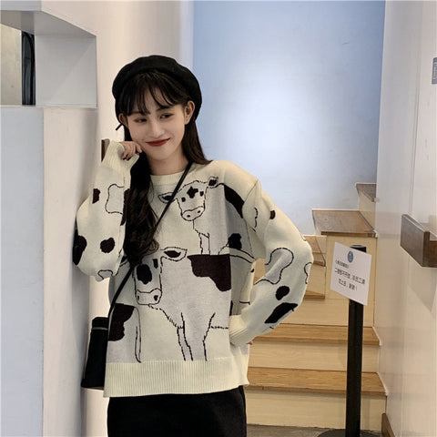 Lockerer Pullover mit Kawaii-Kuh-Print