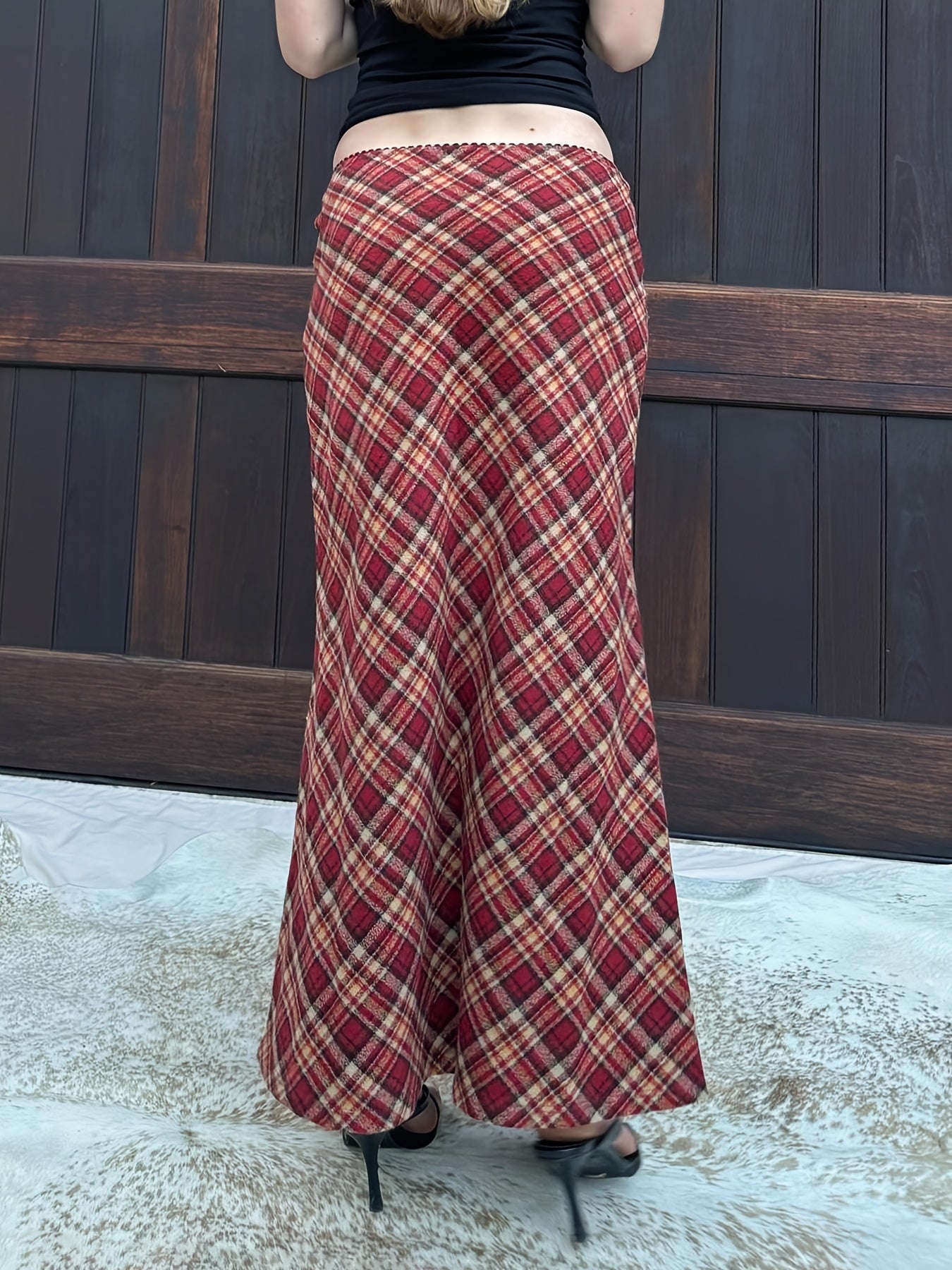 Y2K-Inspired Harajuku Plaid Maxi Skirt with Mermaid Hem - Stretchy Polyester Blend, Machine Washable, Red & Black Checkered Pattern for All Seasons, Allseason Fashion|Bold Pattern Skirt|Flexible Clothing