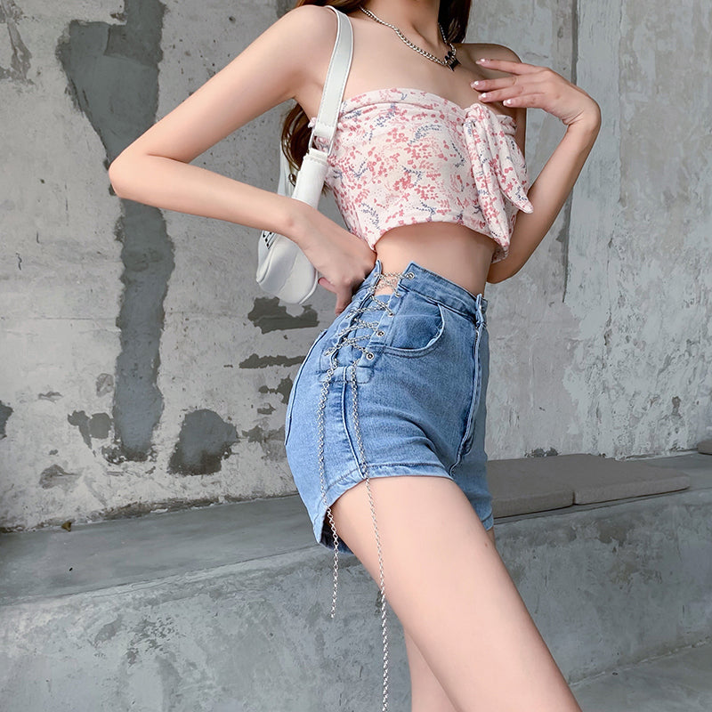 Sexy Denim-Shorts mit hoher Taille und Spitzenkette 