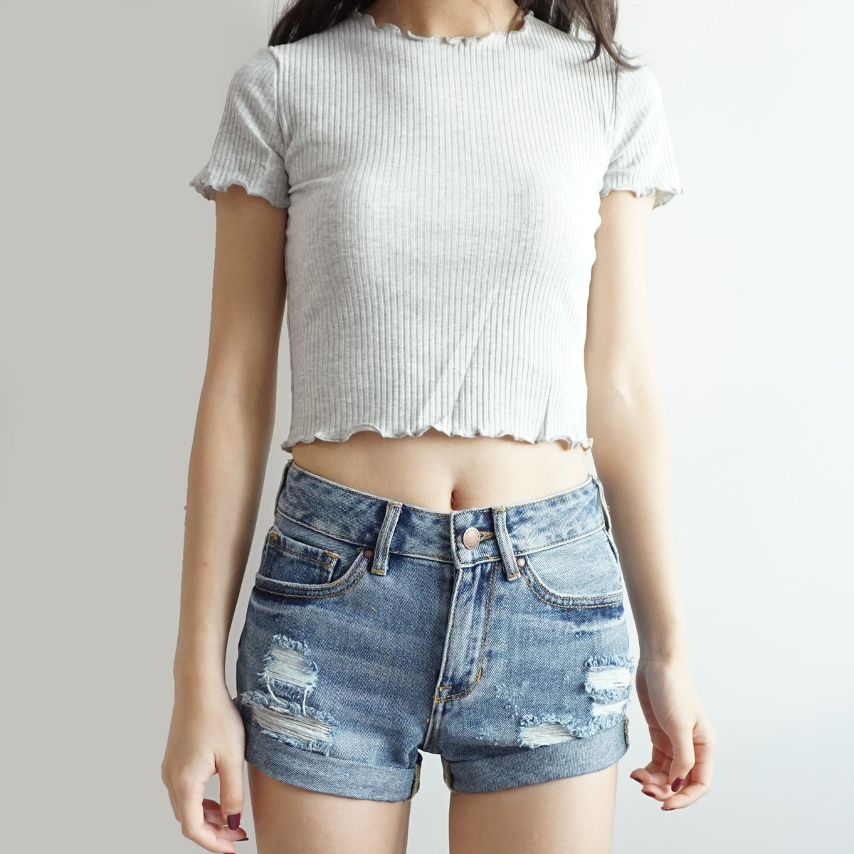 Crop Top mit Rüschenbesatz