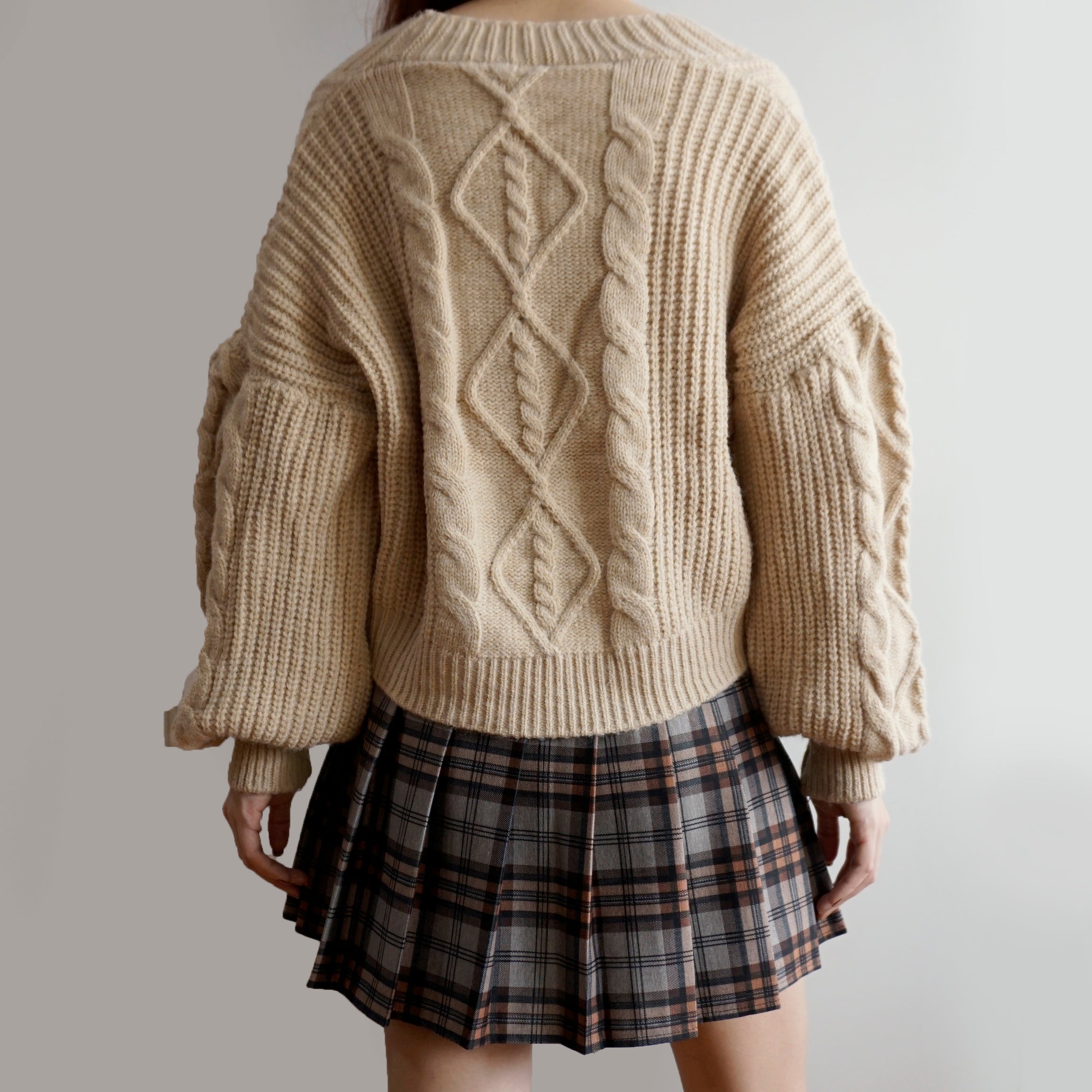 Cropped Cable Knit Cardigan