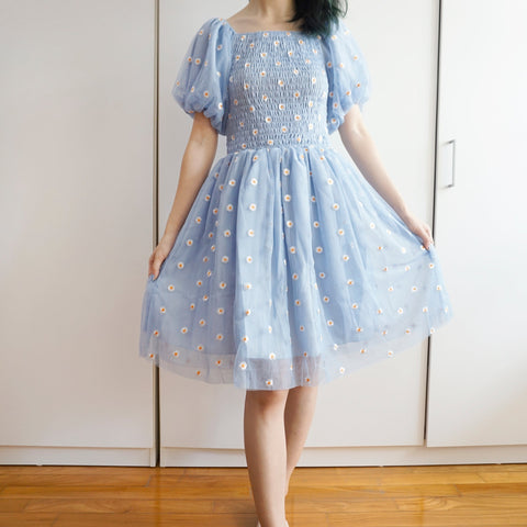 Puff Sleeve Daisy Dress