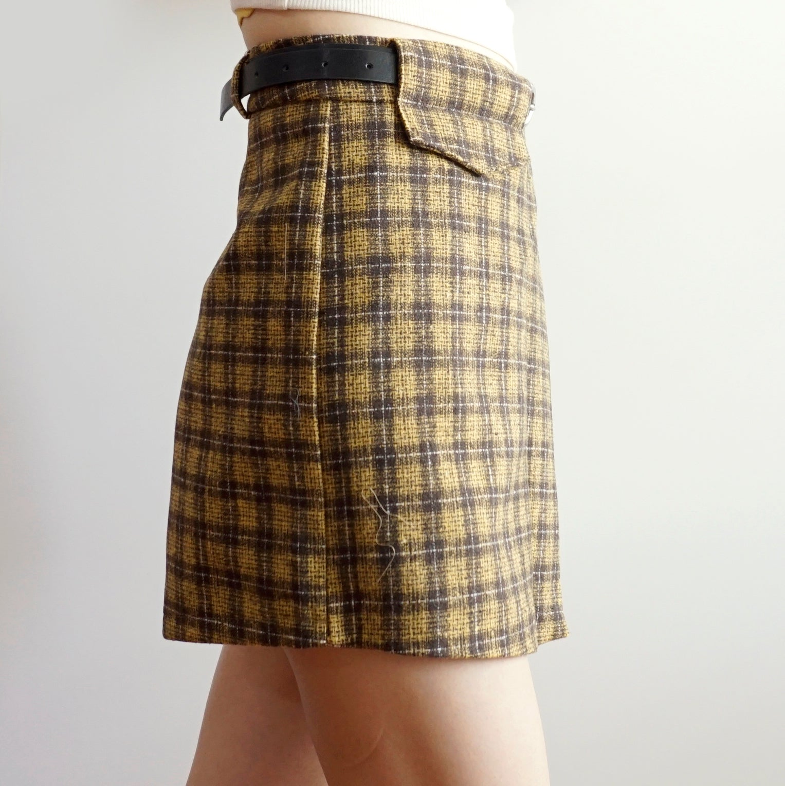 Asymmetrische Tweed-Shorts mit Karomuster