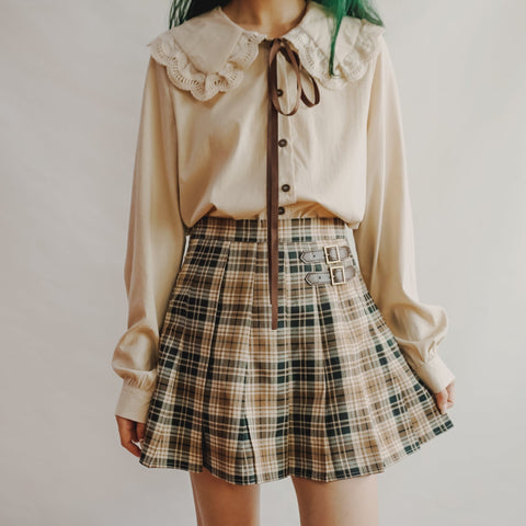 Frilly Lace Peter Pan Button Up Shirt