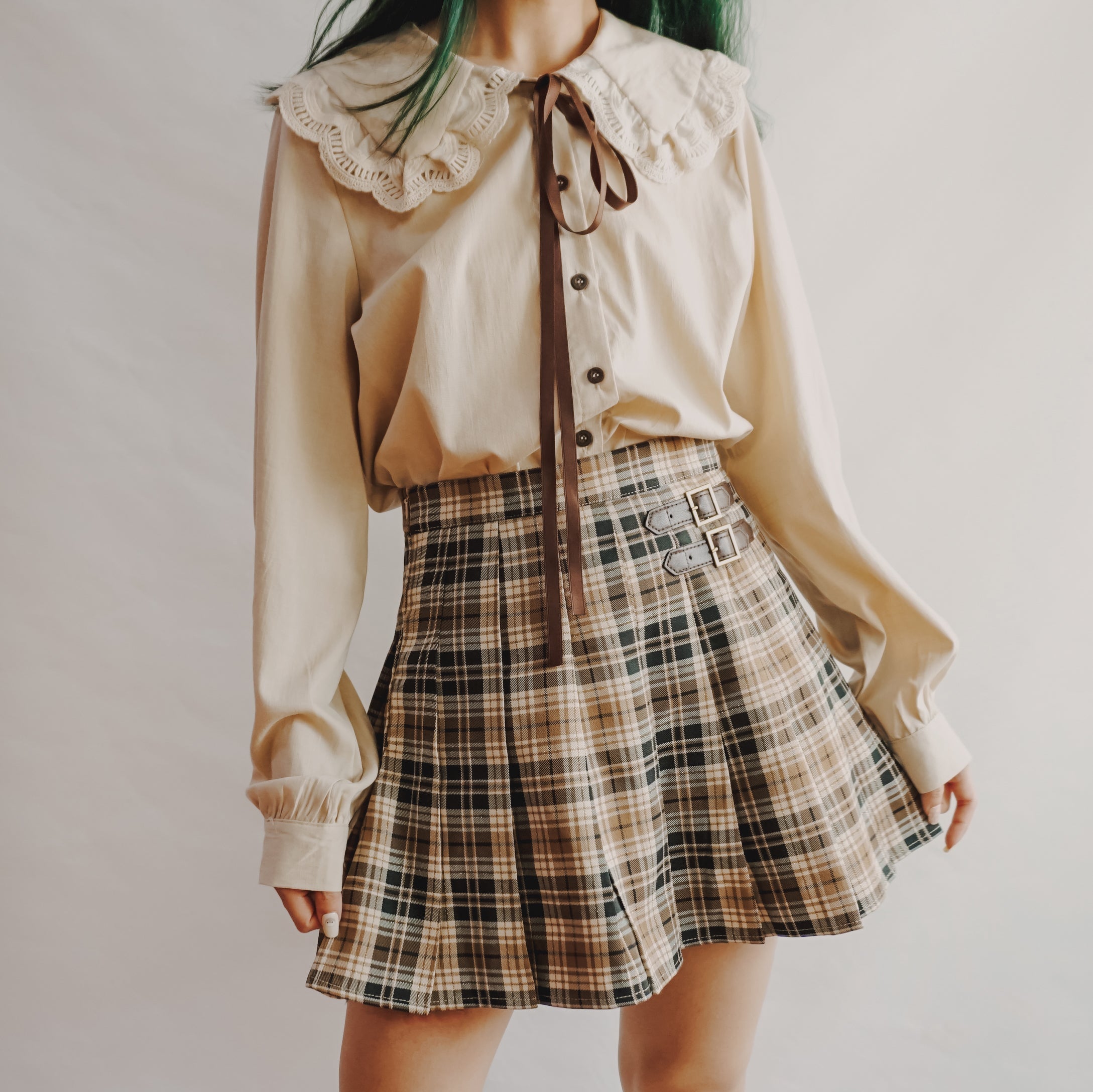 Ruffled Peter Pan Sleeveless Shirt