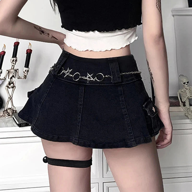 Harajuku Y2k Denim Skirt Dark Gothic Streetwear Mini Skirt with Skull Belt Mall Goth Punk Grunge Emo Clubwear