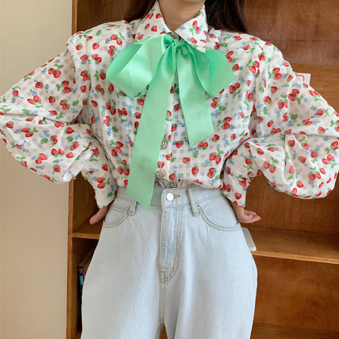 Camisa abotonada de cuadros escoceses con fresas