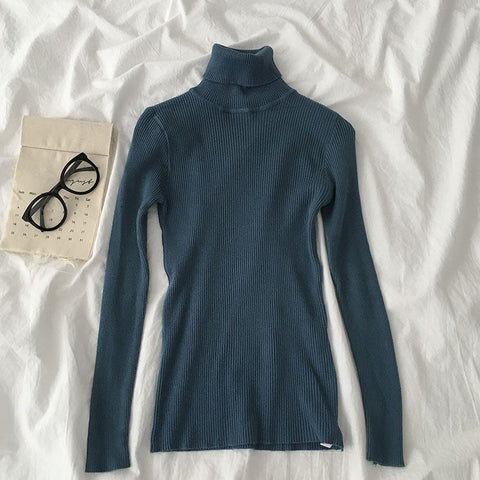 Basic Turtleneck Sweater