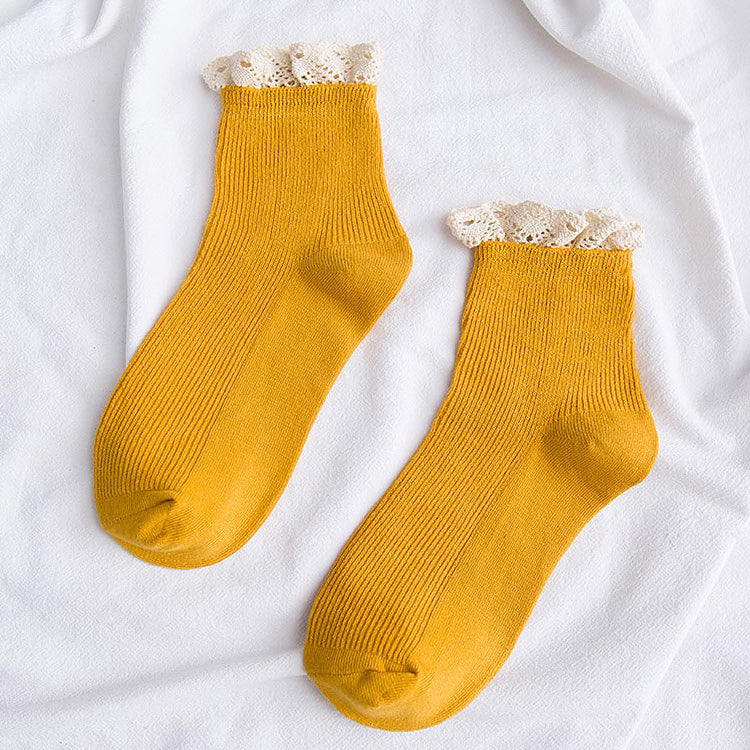 Frilly Lace Socks