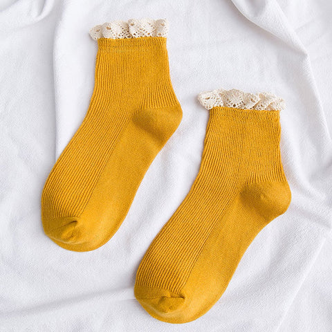 Frilly Lace Socks