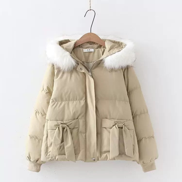 Pufferjacke mit kleiner Schleife