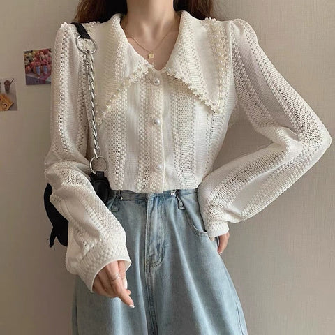 Spitzenhemd mit spitzem Kragen und Knopfleiste