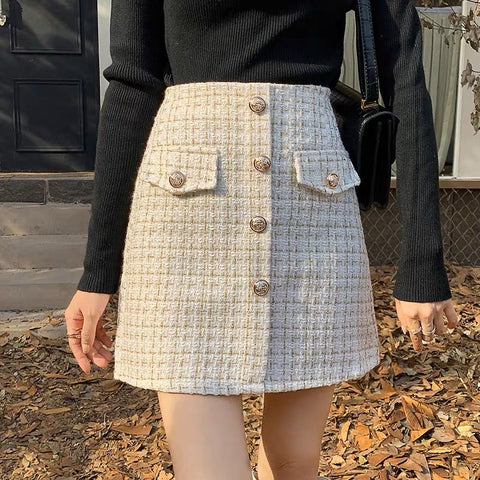 Minifalda de tweed con botones