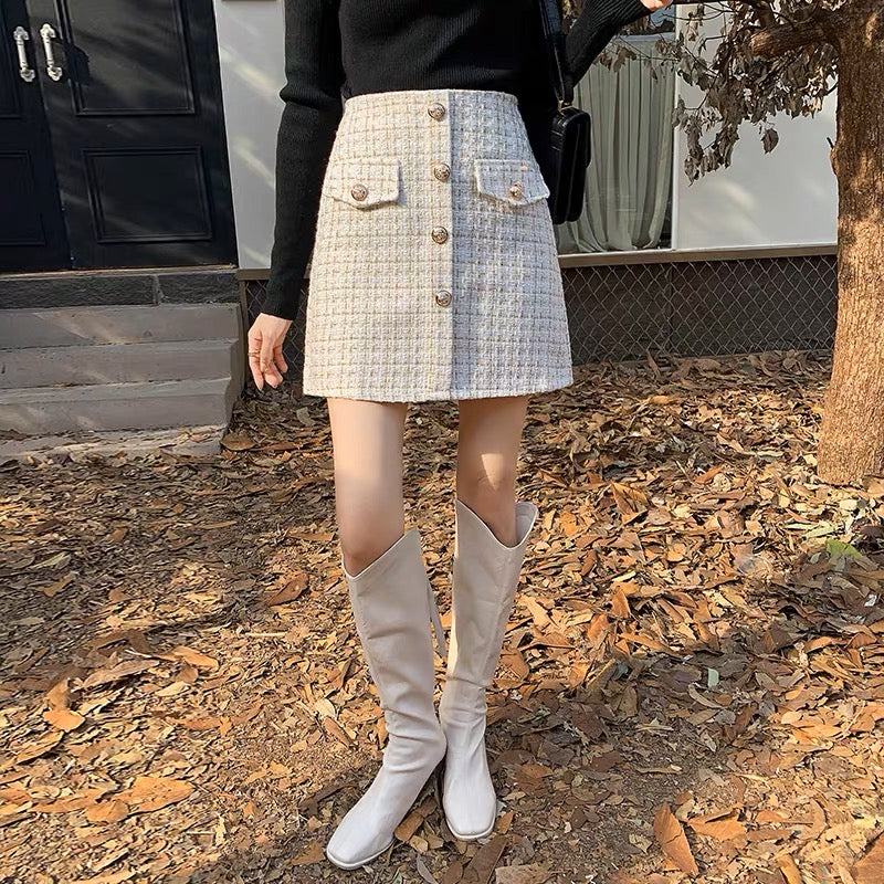 Minifalda de tweed con botones