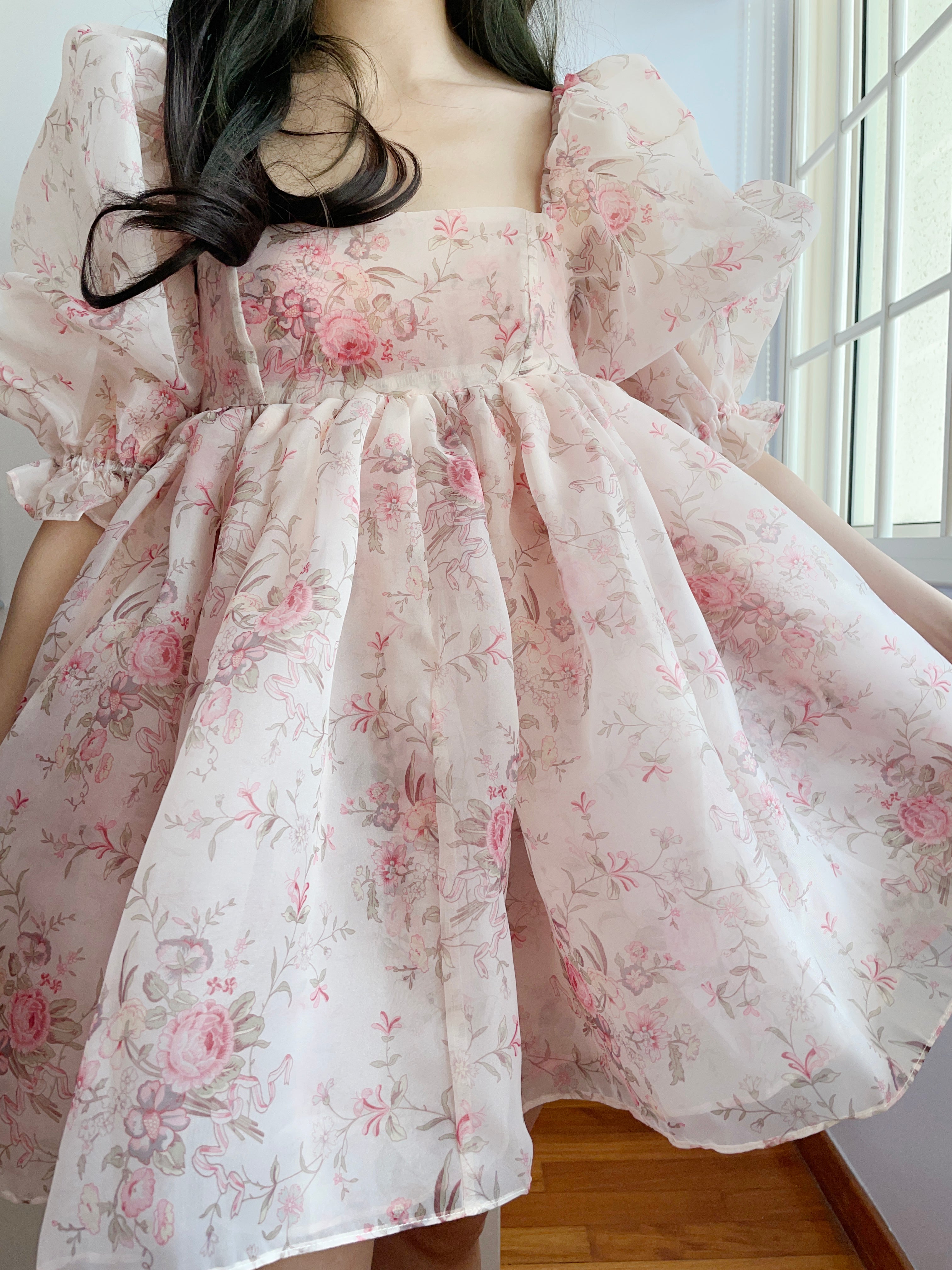 French Rose Mini-Puffkleid