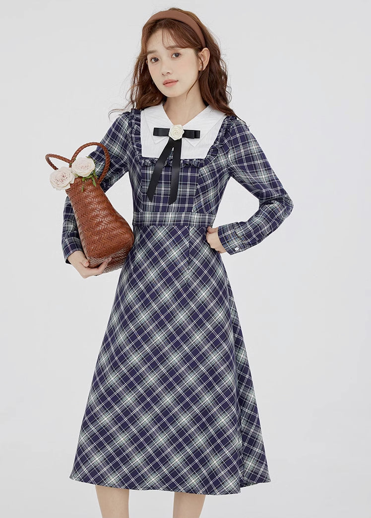 Uni Plaid Midi Dress