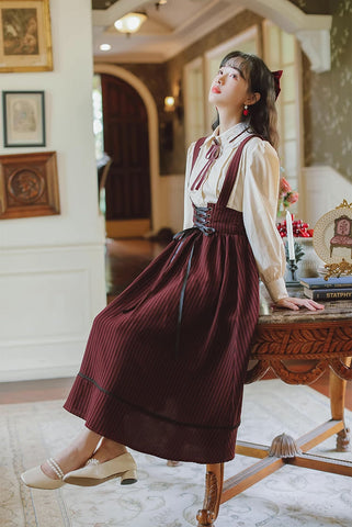 Langärmliges Crêpe-Hosenträgerrock-Set