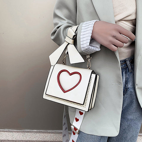 Bolso Satchel Reina de Corazones