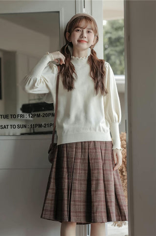 Scallop Trim Puff Sleeve Sweater