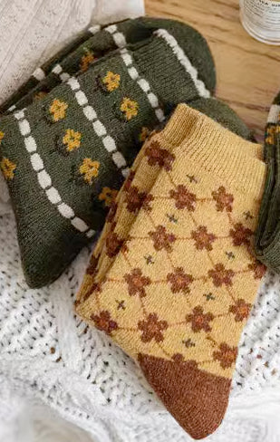 Rustic Daisy Wool Socks