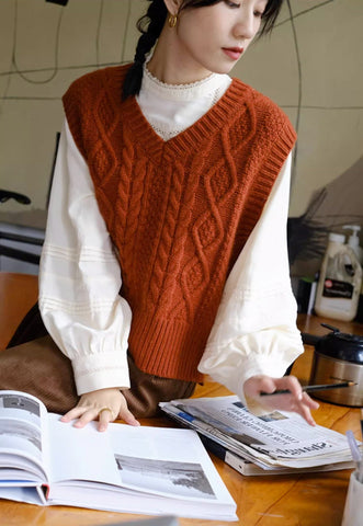 Maple Cable Knit Vest