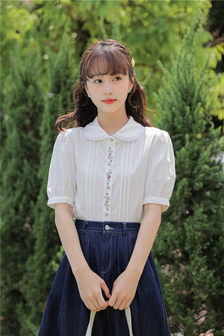 Little Floral Embroidered Blouse