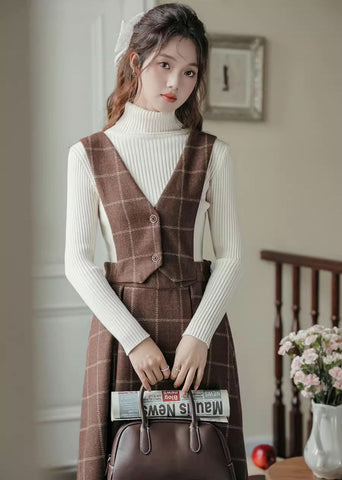 Vestido tipo pichi con chaleco a cuadros