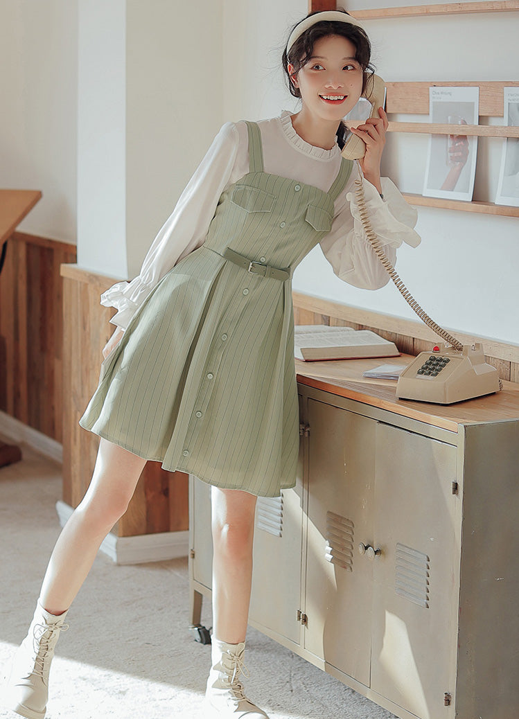 Vestido mini de rayas con botones