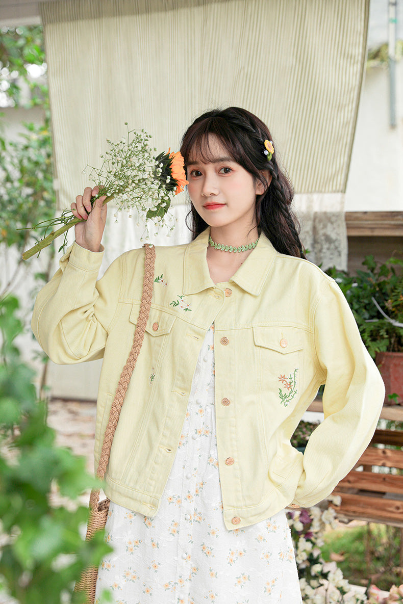 Daisy Garden Embroidered Denim Jacket