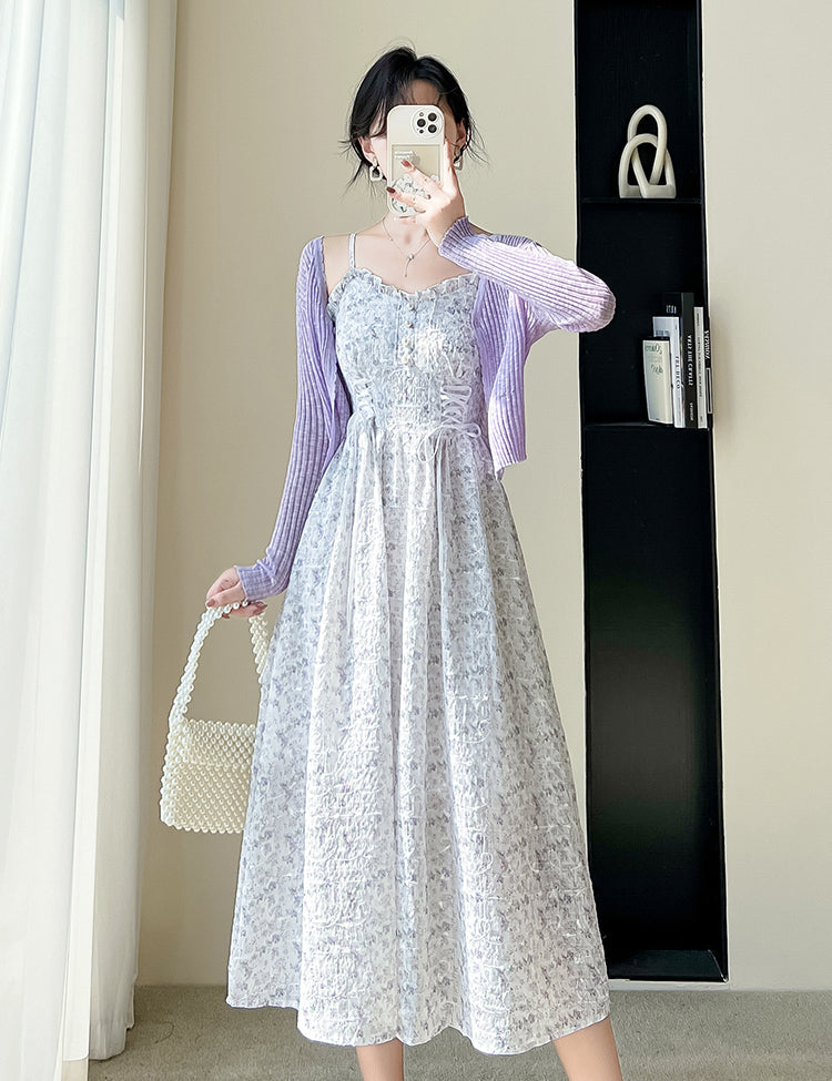 Vestido camisola con cordones y flores de mayo