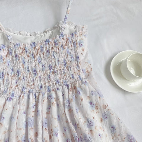 Vestido mini de tirantes con rosa descolorido