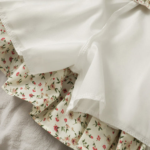 Gestufter Rock mit Blümchenmuster