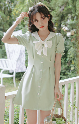 Süßes Matrosen-Minikleid mit Knöpfen