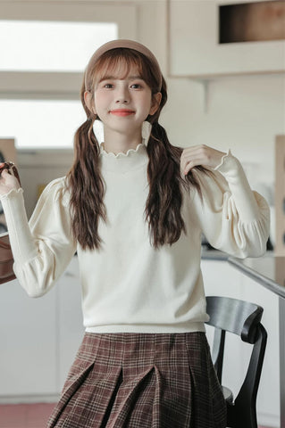 Scallop Trim Puff Sleeve Sweater