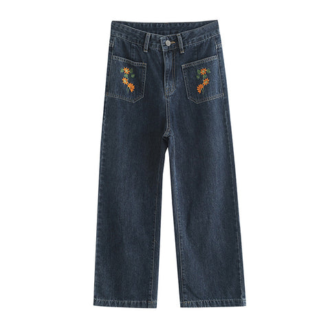 Country Daisy Jeans mit bestickter Tasche 