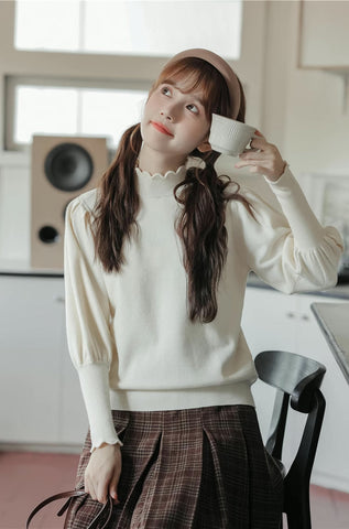 Scallop Trim Puff Sleeve Sweater