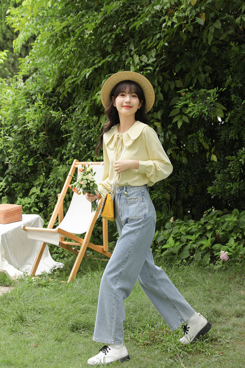 Embroidered Flower Vines Jeans