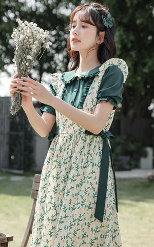 Vestido dos piezas con pechera y capullos de flores