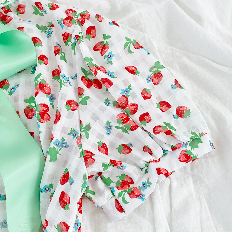 Camisa abotonada de cuadros escoceses con fresas
