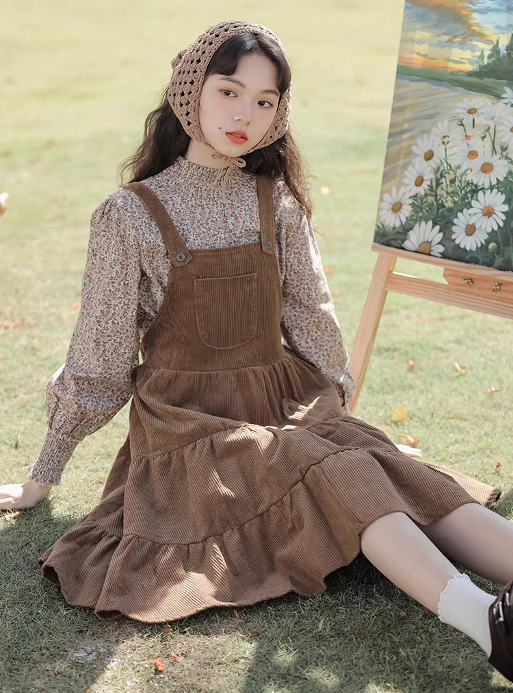 Vestido y blusa tipo pichi de pana escalonados